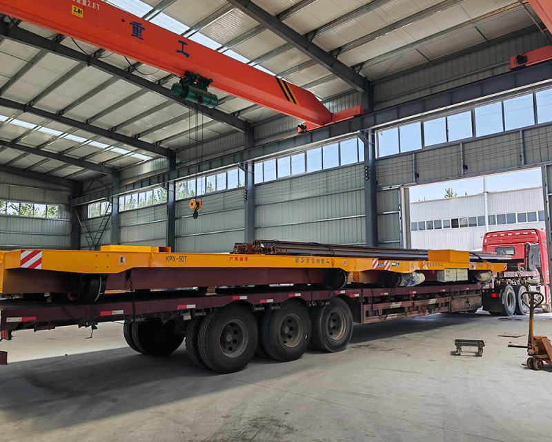 50 Ton Rail Transfert Cart Delivery Scene qaytaradi.