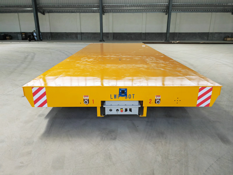 30 Ton Battery Powered Carry for Injection Mold Handling.