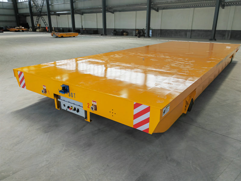 30 Ton Battery Powered Carry for Injection Mold Handling.